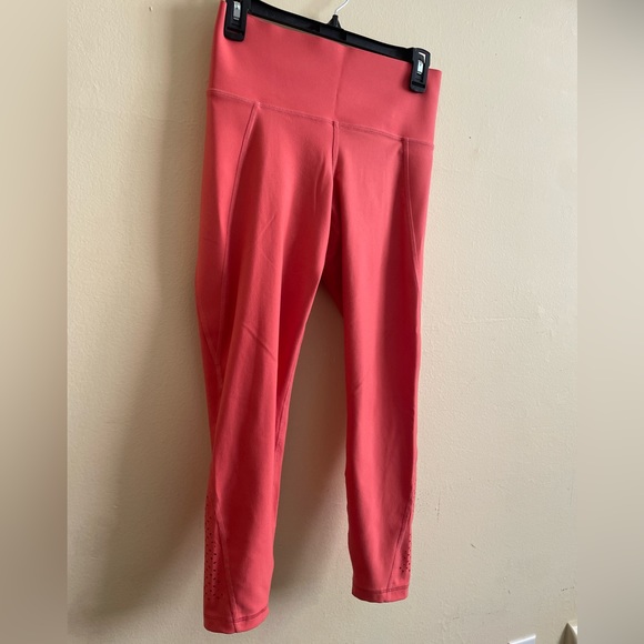 Old Navy Active Sculpt Leggings - Picture 2 of 7